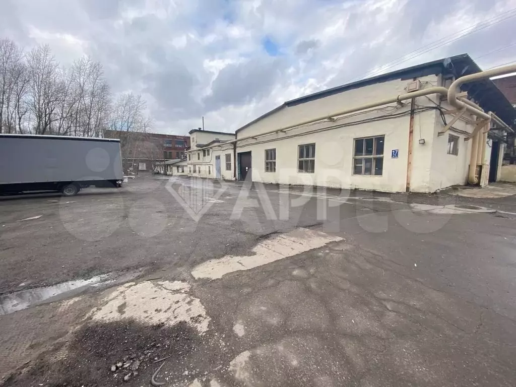 Продажа пром парка в Москве, 10320м2 здания, зу 2,5 га - Фото 1