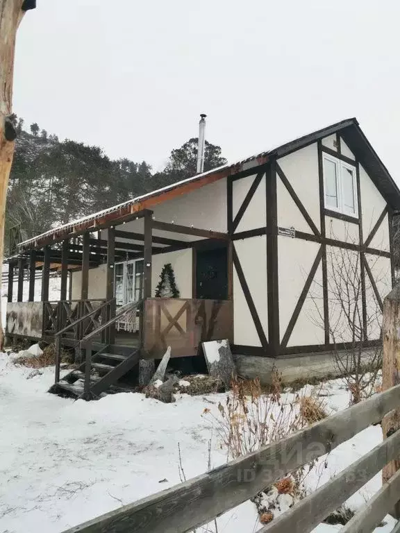 Дом в Алтай, Чемальский район, Элекмонарское с/пос, с. Элекмонар ул. ... - Фото 1