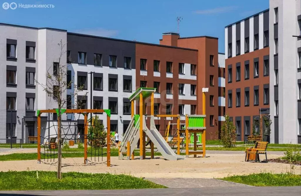 3-комнатная квартира: Горьковка, Центральная улица, 25 (57.59 м) - Фото 1