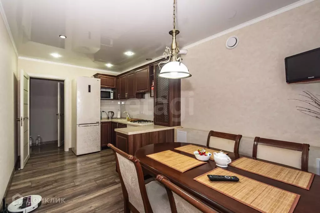 Продаётся 2-к квартира, 67 м - Фото 0