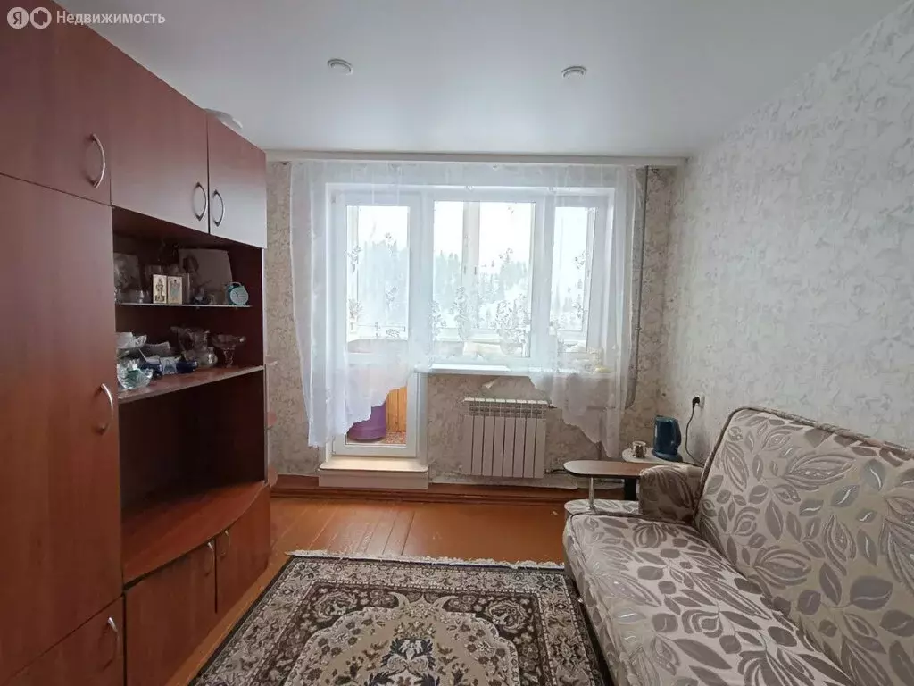 2-комнатная квартира: Нижние Серги, улица Розы Люксембург, 90 (28.4 м) - Фото 1