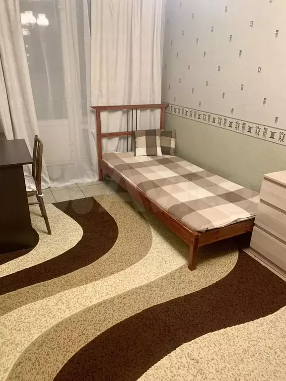 Комната 13 м в 3-к., 6/9 эт. - Фото 0