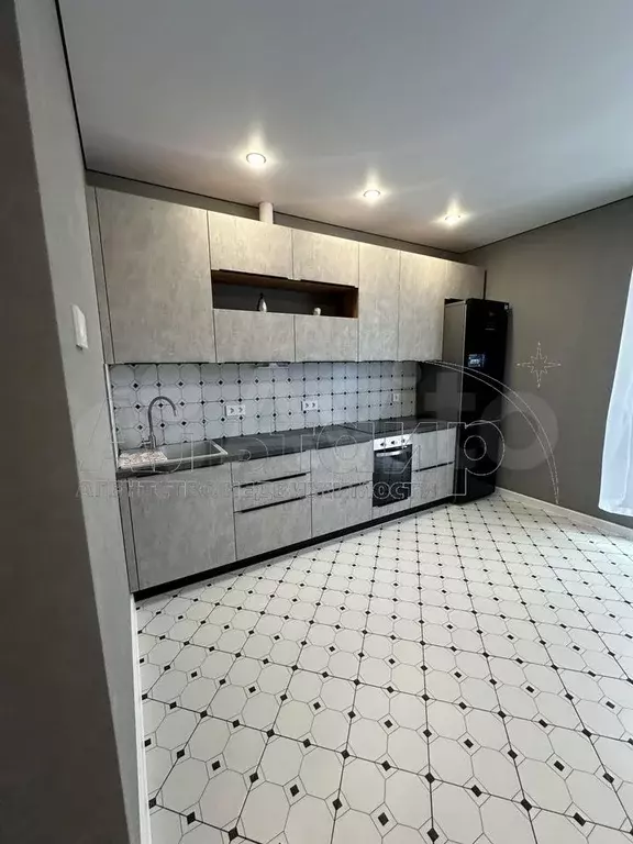 1-к. квартира, 43 м, 8/9 эт. - Фото 0