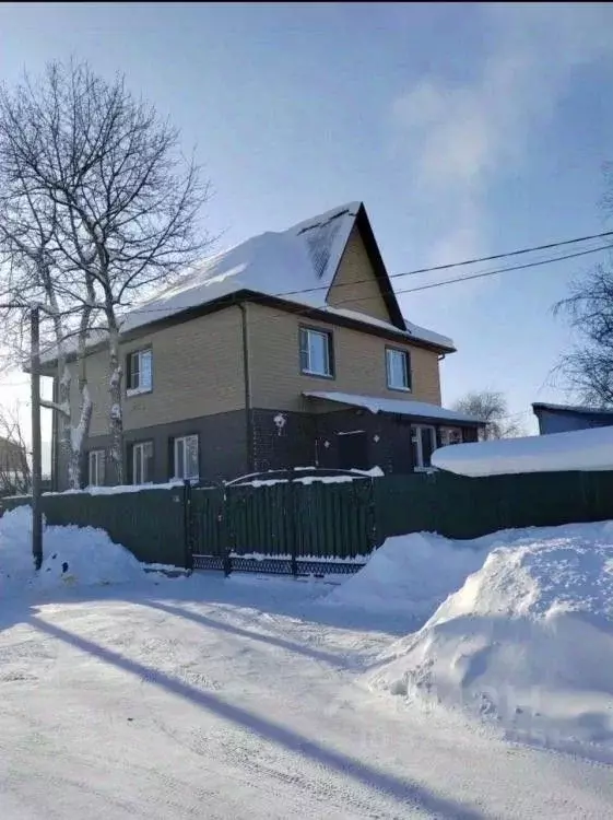 Дом в Саха (Якутия), Ленск Советская ул., 5 (239 м) - Фото 1