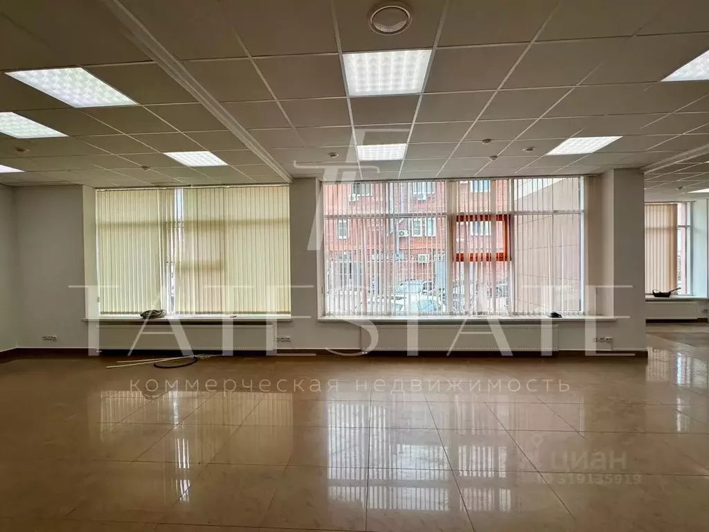 Офис в Татарстан, Казань Гвардейская ул., 54к1 (232 м) - Фото 0