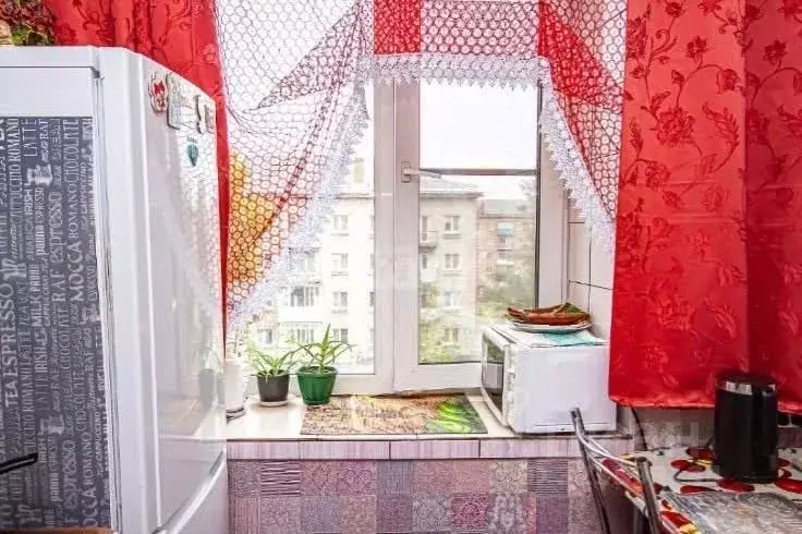 2-к кв. Новосибирская область, Новосибирск просп. Карла Маркса, 13 ... - Фото 1