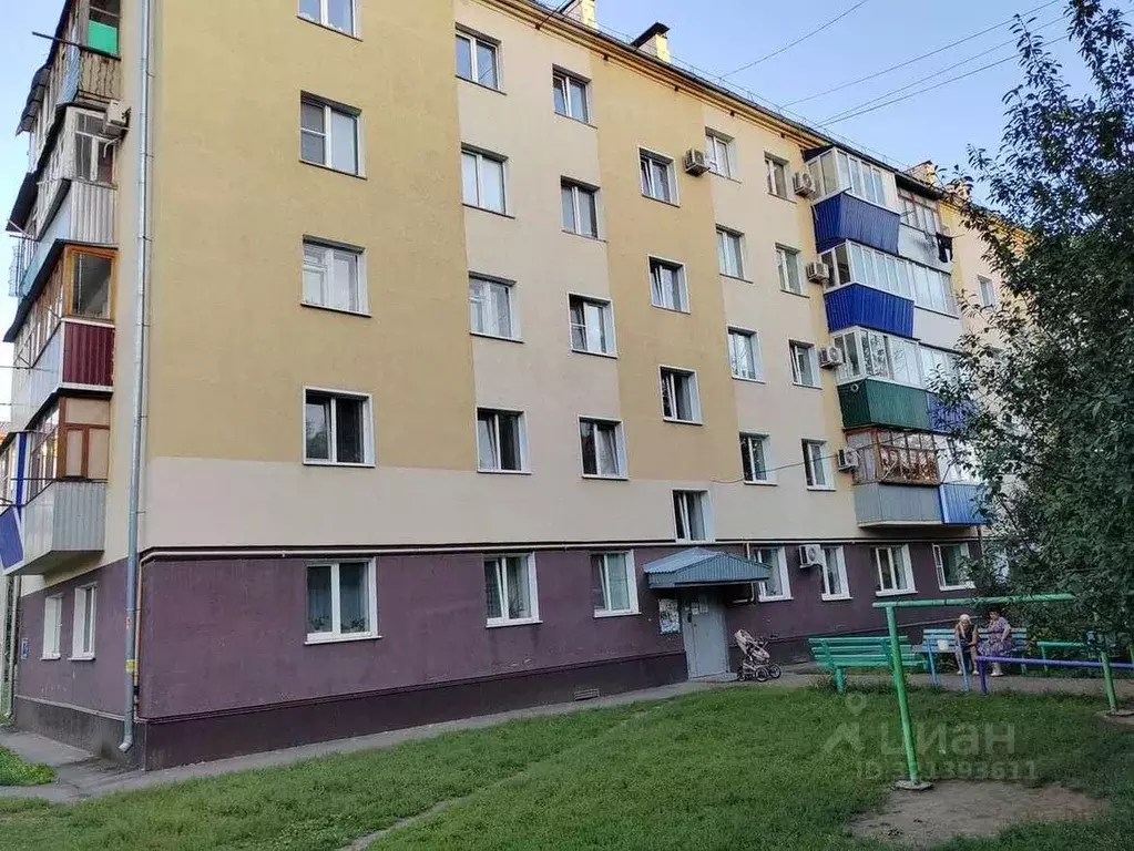 3-к кв. Оренбургская область, Бузулук 1-й мкр, 3 (56.3 м) - Фото 1