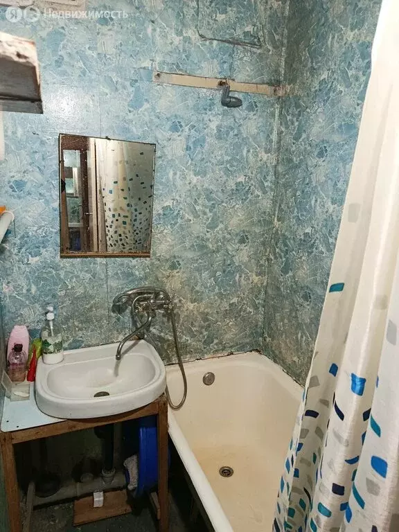 4-комнатная квартира: Санкт-Петербург, Пражская улица, 39 (74.1 м) - Фото 1