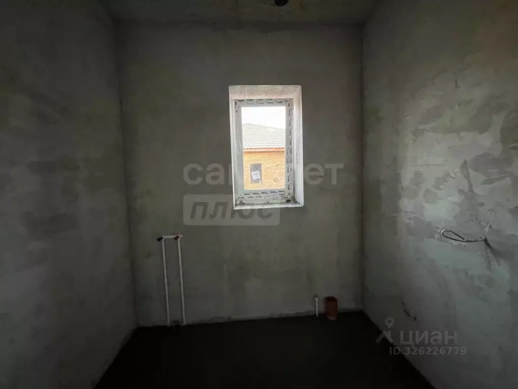 Дом в Оренбургская область, Соль-Илецк пос. Зеленый Клин,  (65 м) - Фото 2