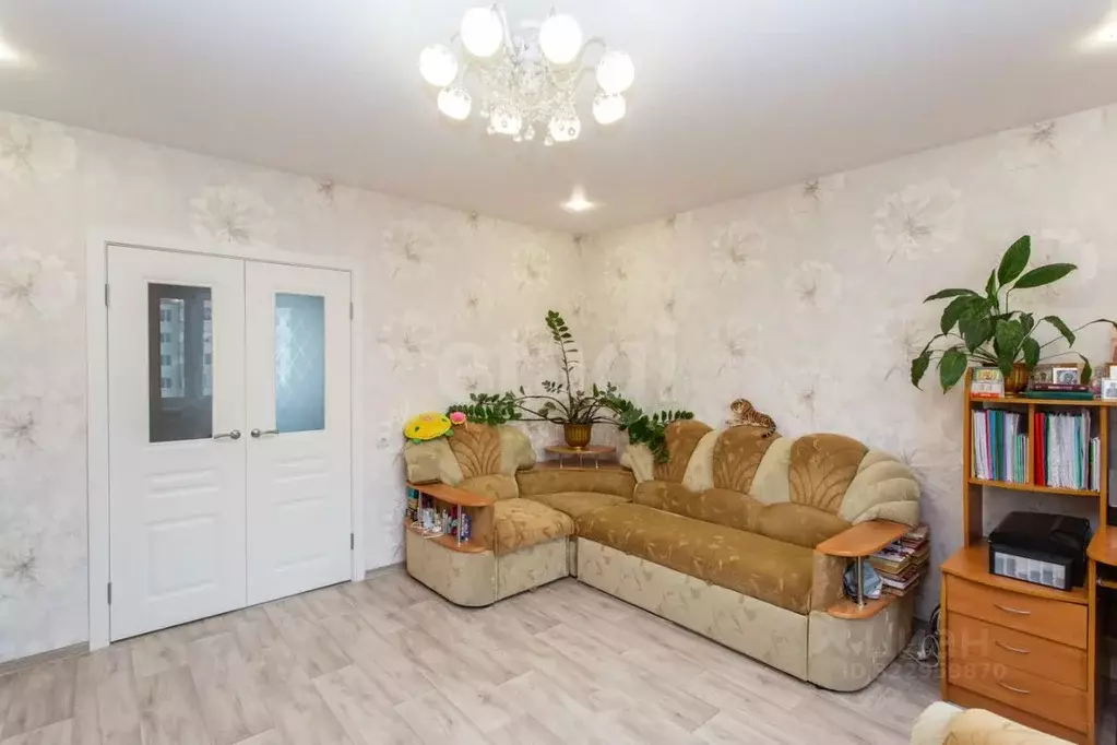 2-к кв. Тюменская область, Тобольск 4-й мкр, 36/1 (60.3 м) - Фото 1