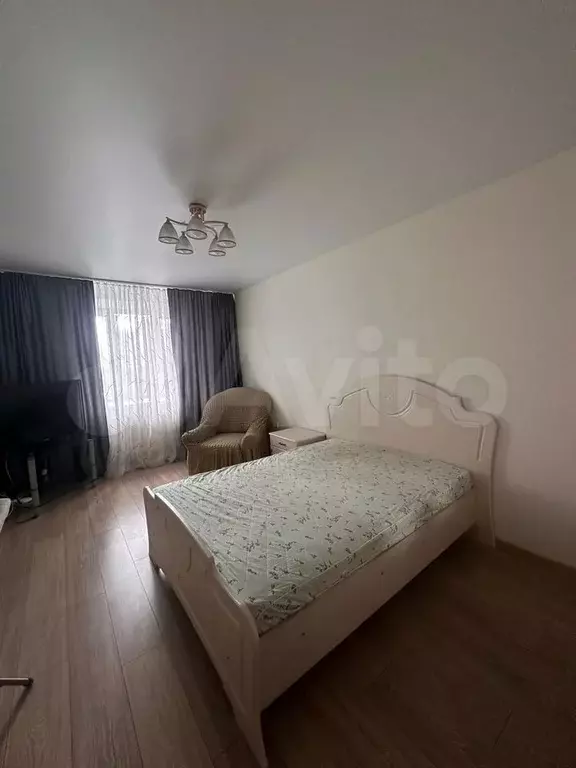 1-к. квартира, 40 м, 3/15 эт. - Фото 0