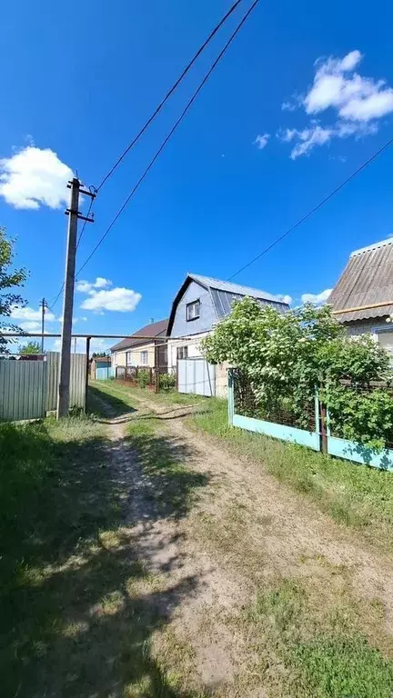 Дом в Липецкая область, Добровский муниципальный округ, с. ... - Фото 1