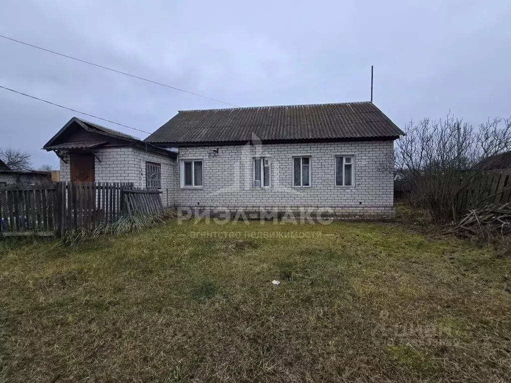 Дом в Брянская область, Сельцо ул. Маяковского, 5 (72 м) - Фото 1