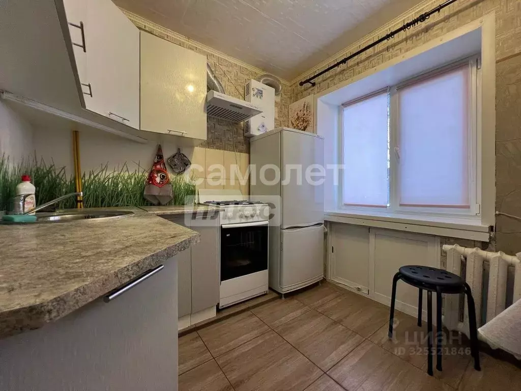 2-к кв. Калужская область, Калуга ул. Луначарского, 65 (43.7 м) - Фото 2