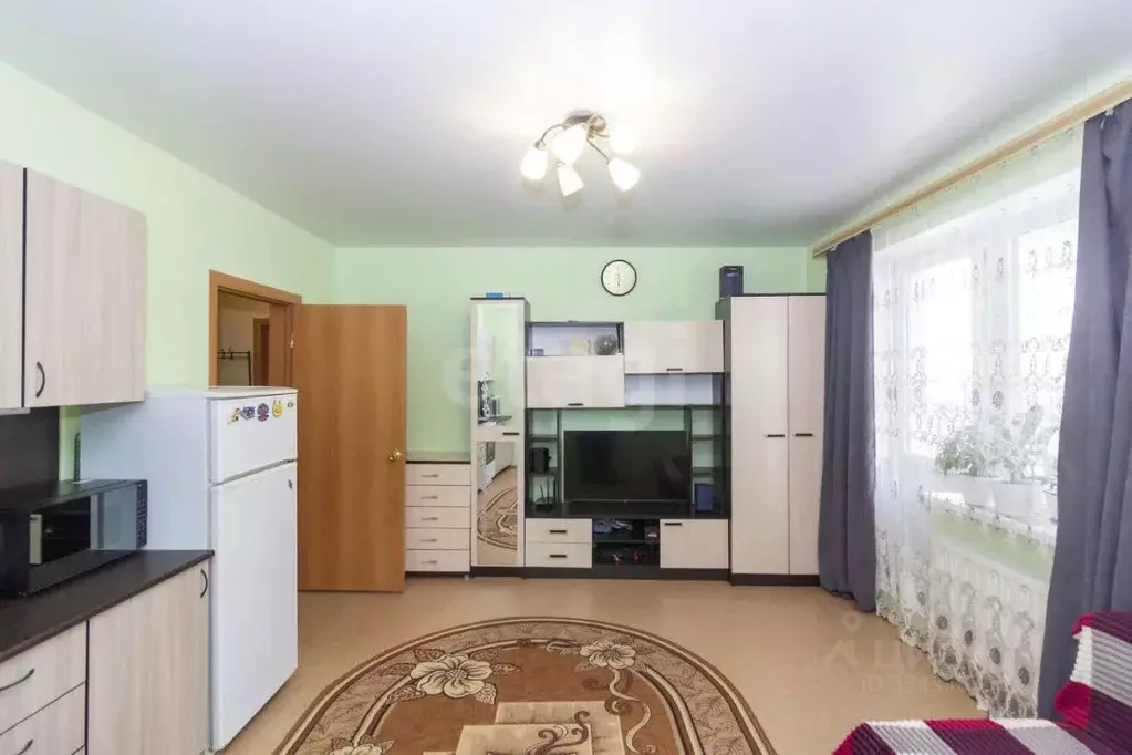 Студия Тюменская область, Тюмень Кремлевская ул., 112к4 (26.6 м) - Фото 1