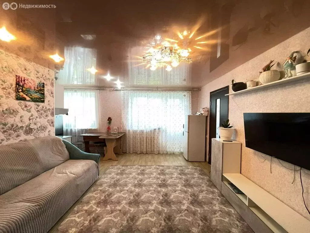 3-комнатная квартира: Алапаевск, улица Пушкина, 93 (55.5 м) - Фото 1