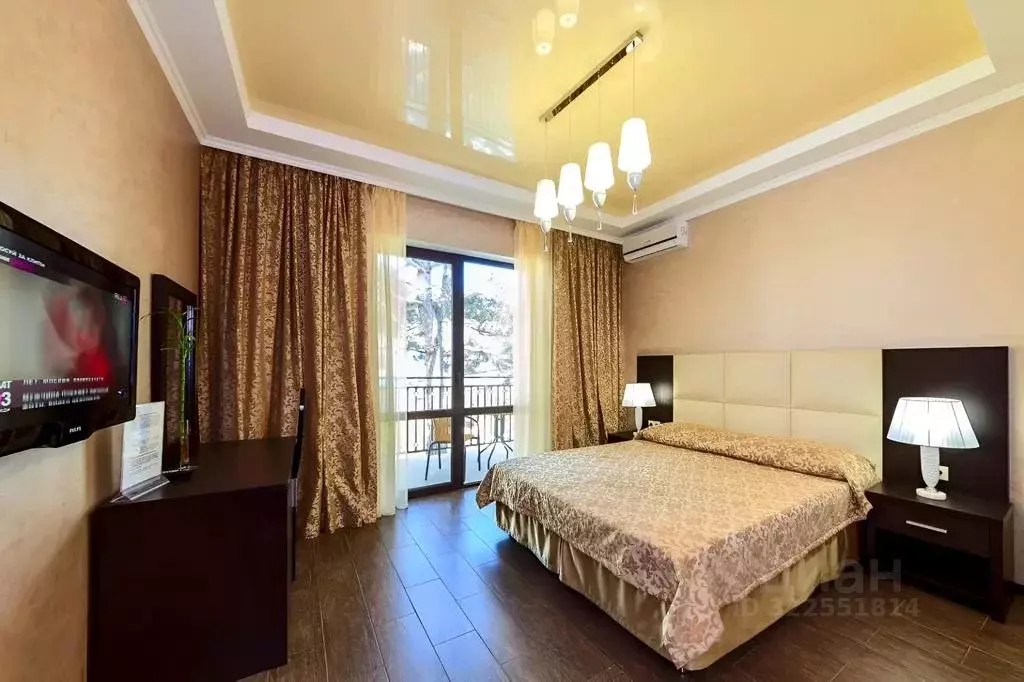 Комната Краснодарский край, Геленджик ул. Толстого, 8А - Фото 1