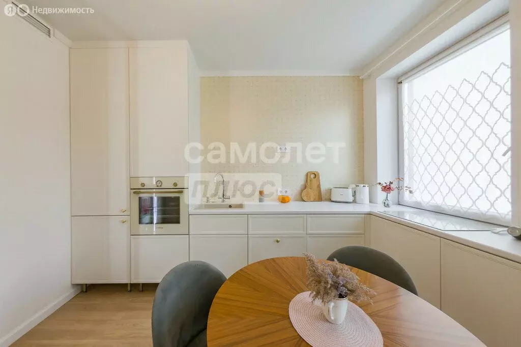 3-комнатная квартира: Екатеринбург, улица Азина, 25 (98.5 м) - Фото 2