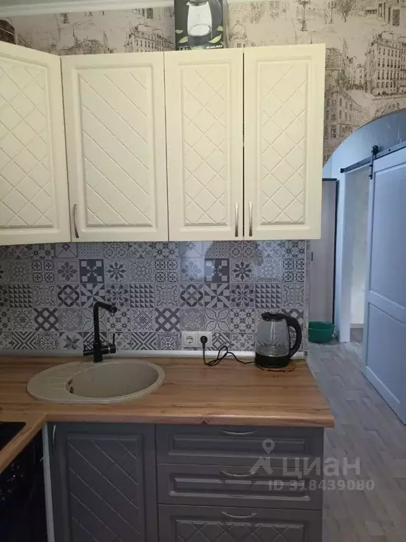 2-к кв. Челябинская область, Челябинск Свердловский просп., 9 (45.0 м) - Фото 1