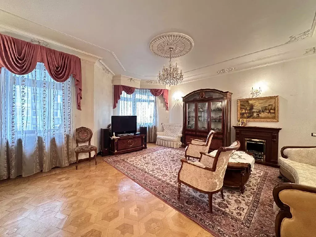 Продается 5-комнатная квартира - Фото 1