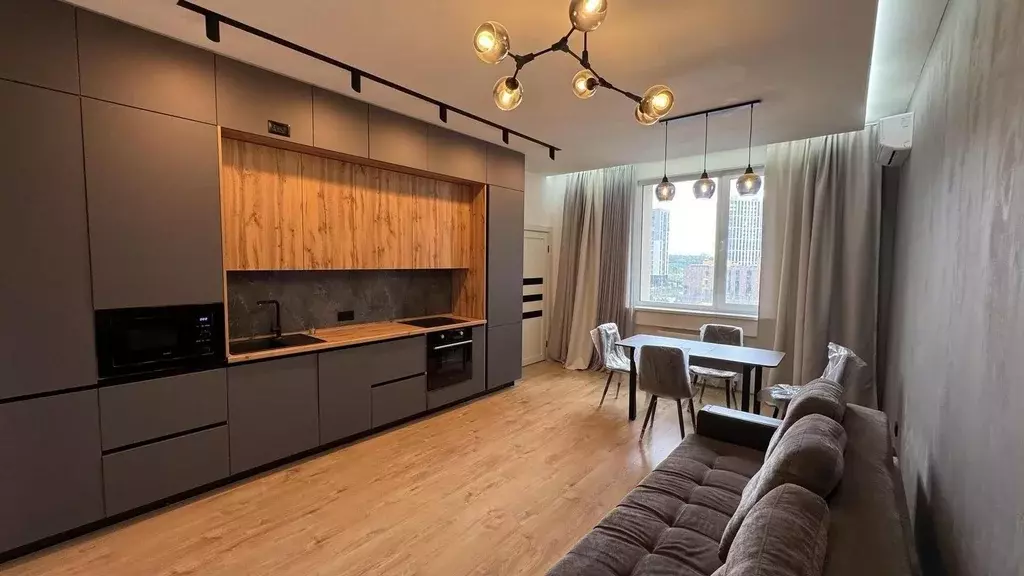 Продаётся 1-к квартира, 55.7 м - Фото 0