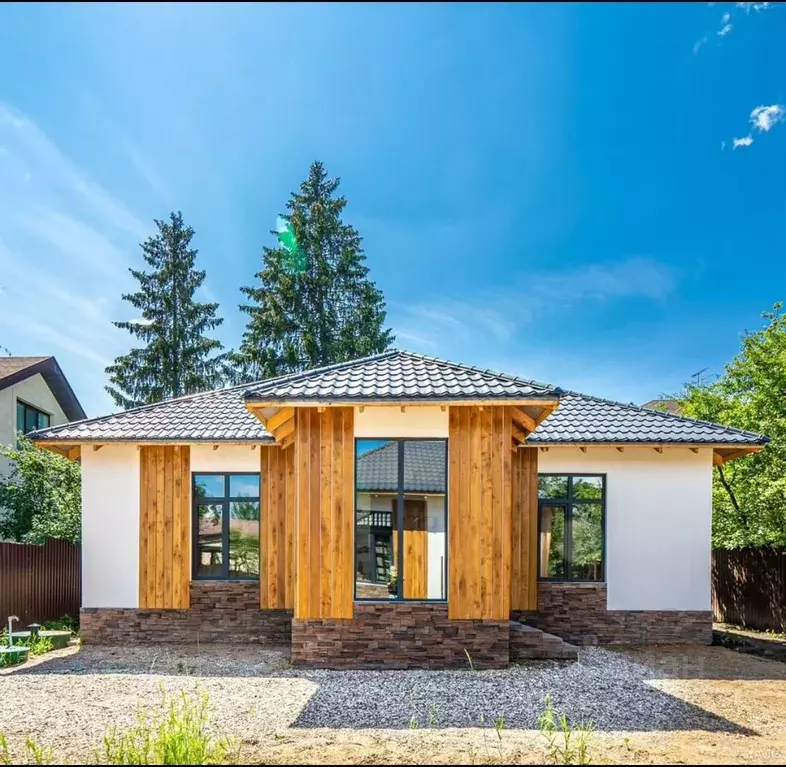 Дом в Москва д. Николо-Хованское, Коммунарка-1 СНТ, 10 (202 м) - Фото 1