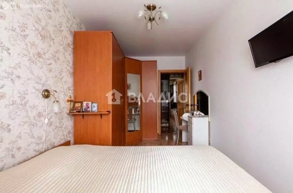 3-комнатная квартира: Санкт-Петербург, Народная улица, 65 (65 м) - Фото 2