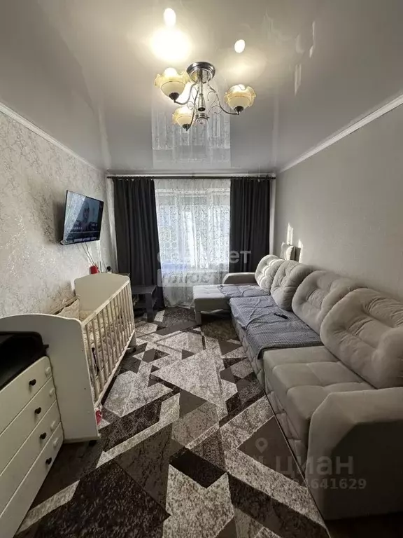 1-к кв. Омская область, Омск ул. 24-я Северная, 192 (30.0 м) - Фото 1