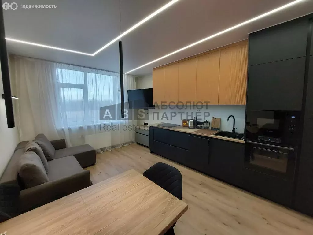 3-комнатная квартира: Великий Новгород, улица Арциховского, 11 (65 м) - Фото 2