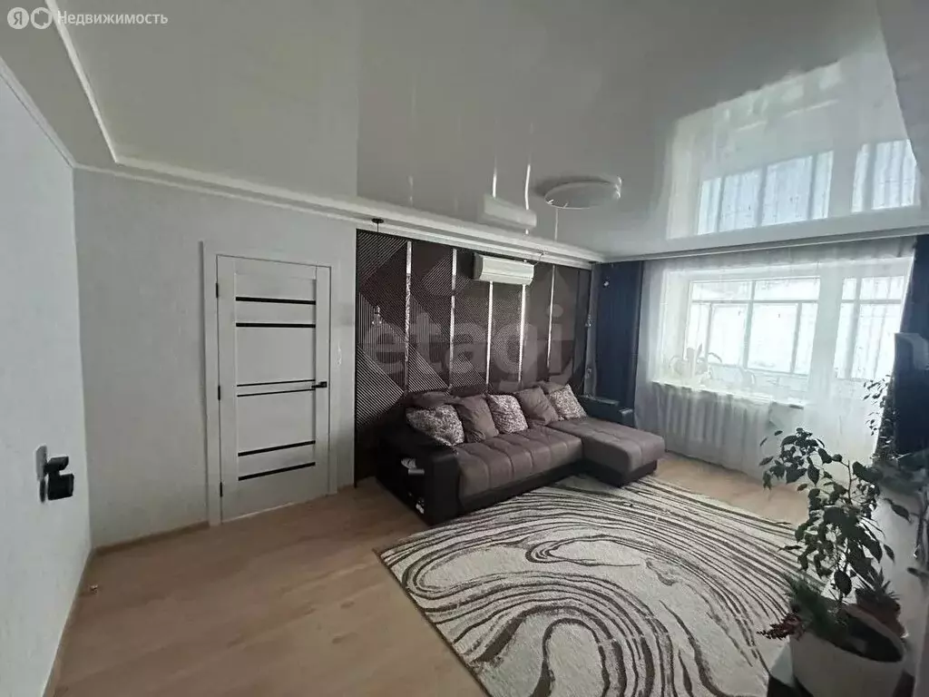 3-комнатная квартира: Курган, улица Карла Маркса, 147 (62.9 м) - Фото 1