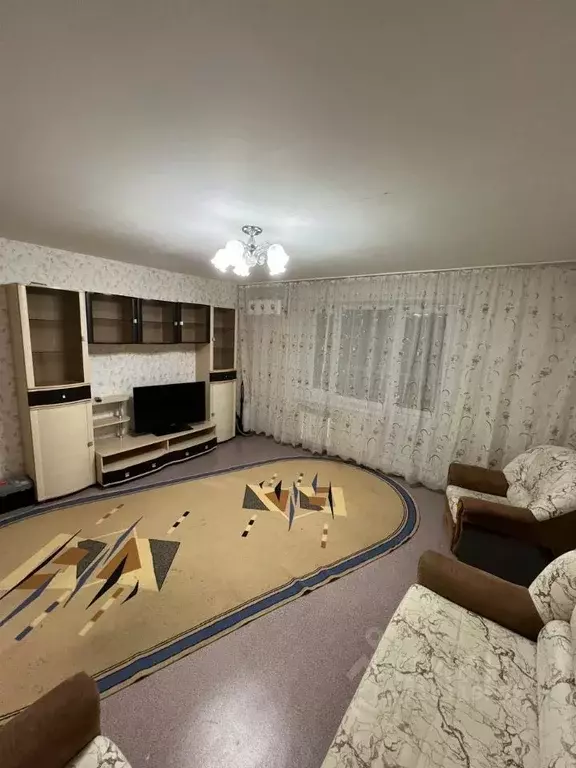 2-к кв. Татарстан, Нижнекамск ул. Фикрята Табеева, 45 (54.0 м) - Фото 1