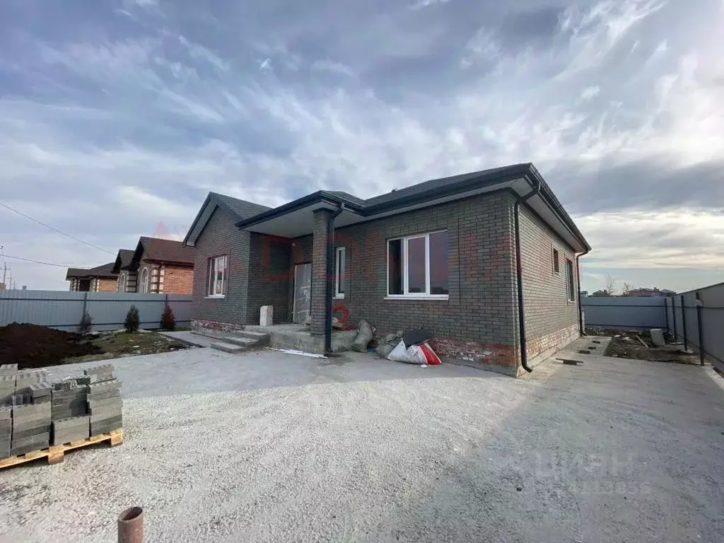 Дом в Ростовская область, Ростов-на-Дону ул. Малиновского (120 м) - Фото 1