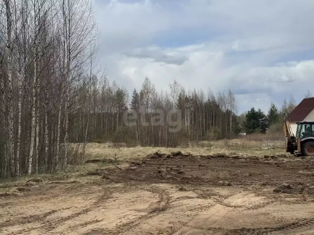 Участок в Ленинградская область, Кировский район, Павловское городское ... - Фото 1