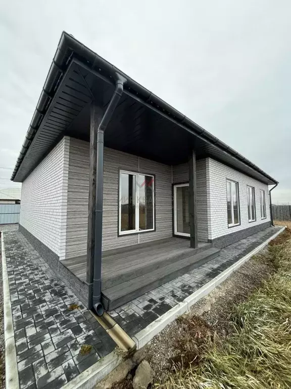 Дом в Хакасия, Усть-Абаканский район, с. Калинино Зеленая ул., 65 (154 ... - Фото 2