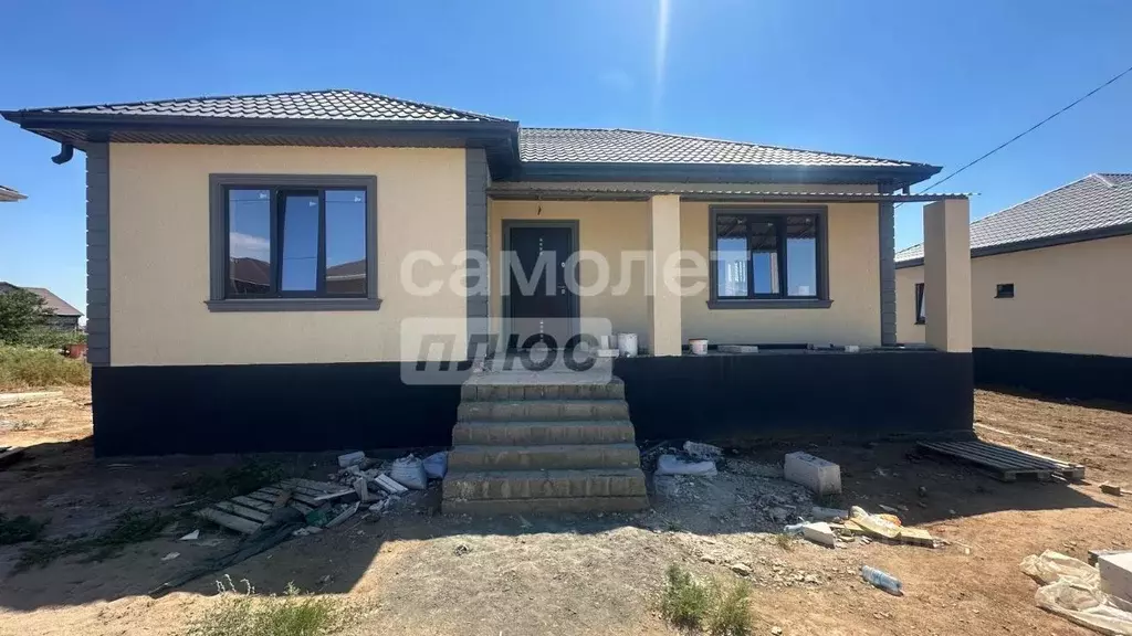 Дом в Астраханская область, Приволжский район, пос. Кирпичного Завода ... - Фото 1