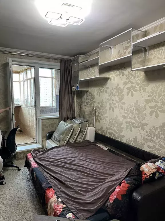 Комната 15 м в 3-к., 13/17 эт. - Фото 0