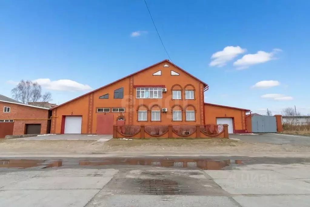 Дом в Свердловская область, Тавда Советская ул. (342 м) - Фото 1