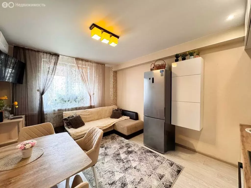 2-комнатная квартира: Киров, Ленинский район, улица Калинина, 40 (50.7 ... - Фото 1
