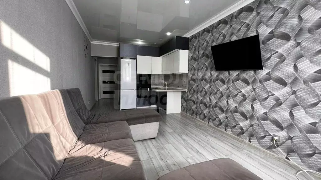 1-к кв. Оренбургская область, Оренбург ул. Фронтовиков, 8/1 (46.0 м) - Фото 1