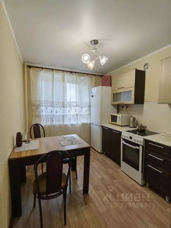 2-к кв. Белгородская область, Старый Оскол Жукова мкр, 43 (48.0 м) - Фото 1