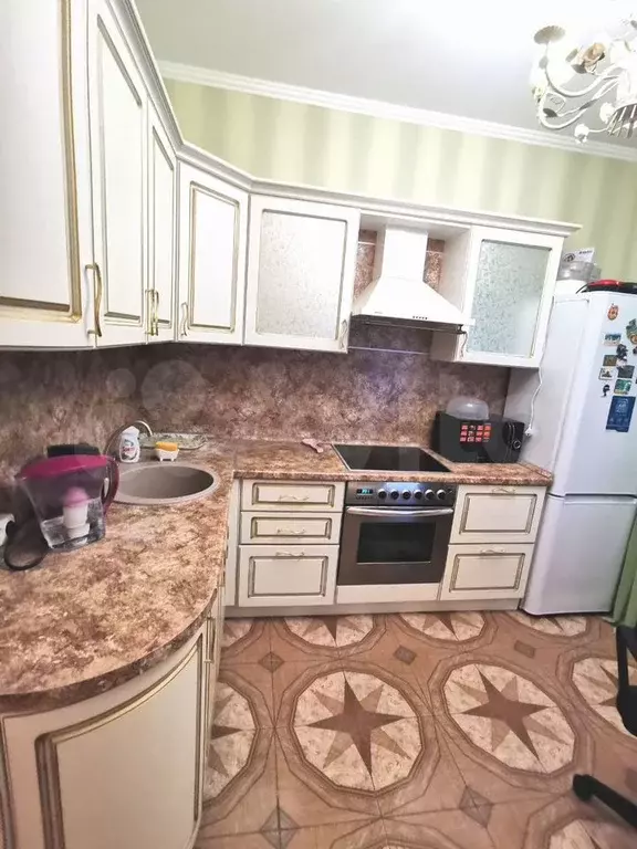 1-к. квартира, 40 м, 10/14 эт. - Фото 0