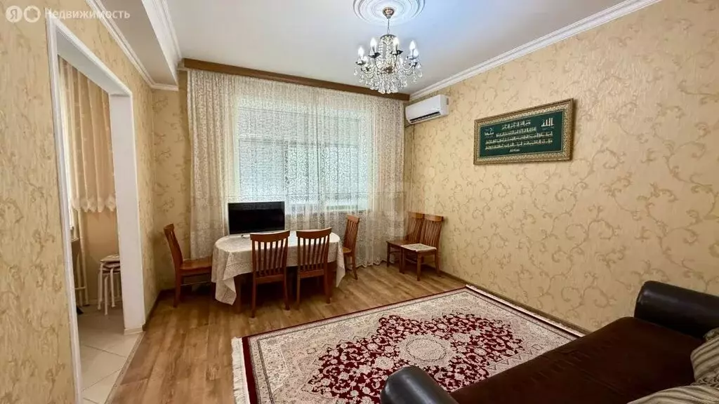 3-комнатная квартира: Махачкала, улица Юсупова, 53 (96 м) - Фото 2