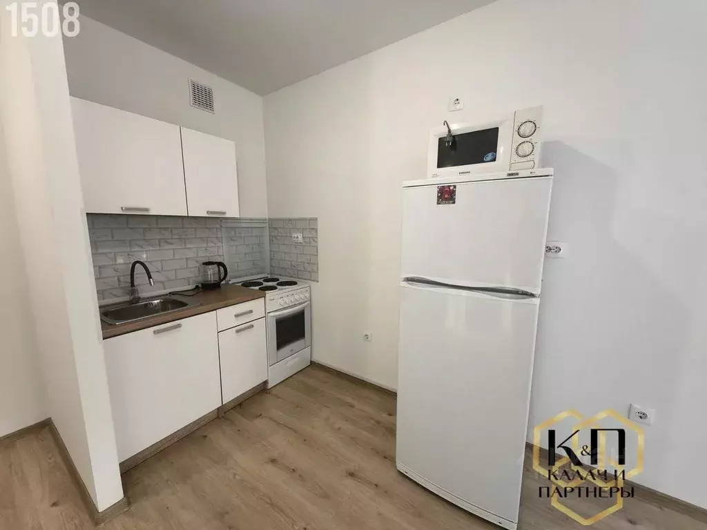 1-к кв. Свердловская область, Екатеринбург бул. Золотистый, 17 (38.0 ... - Фото 2