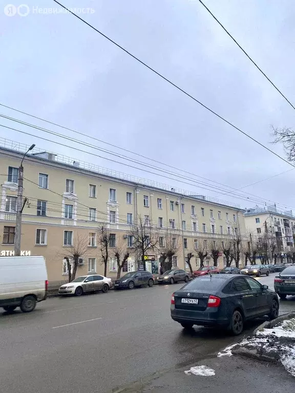 1к в 20-комнатной квартире (19 м) - Фото 1