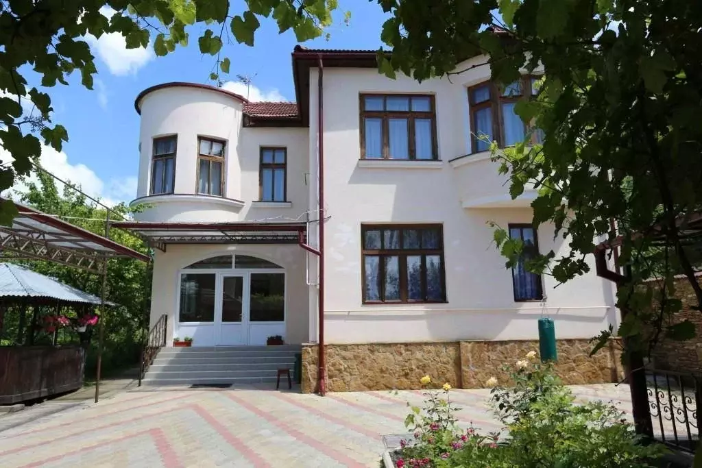 Комната Ставропольский край, Кисловодск Аджарская ул., 28 (10.0 м) - Фото 1