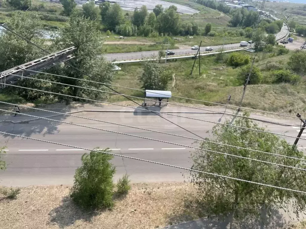 1-к кв. Бурятия, Улан-Удэ Кирзавод мкр, ул. Кирпичная, 1 (28.9 м) - Фото 0