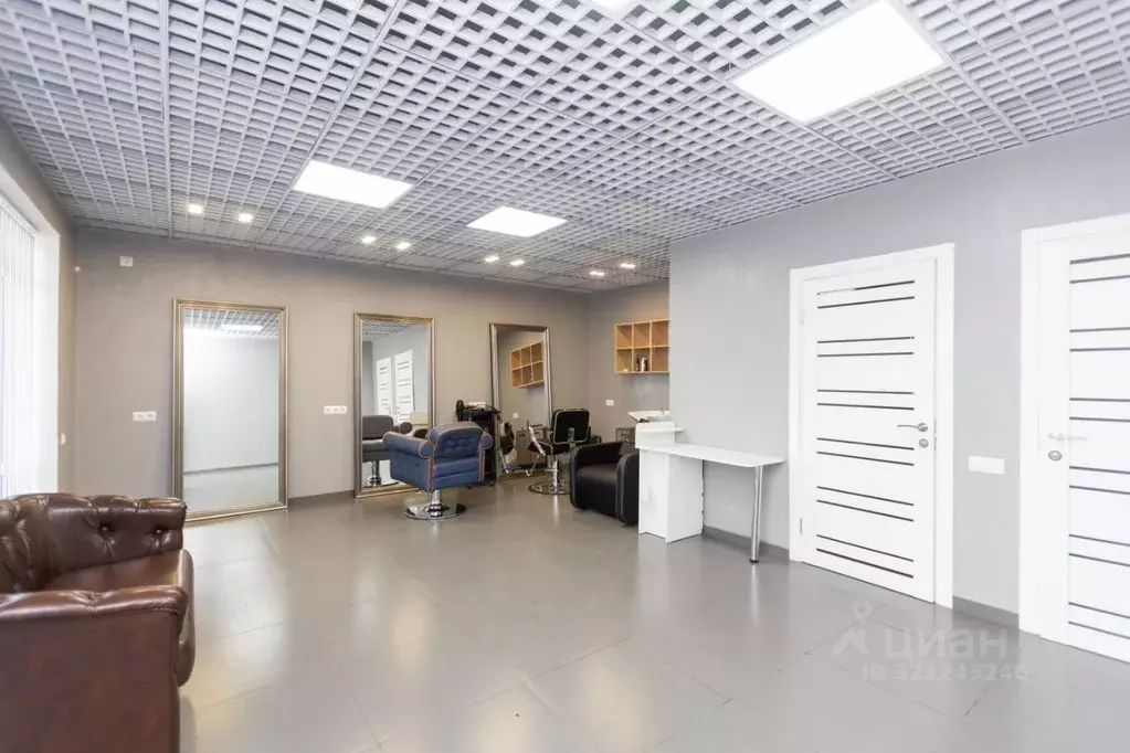 Помещение свободного назначения в Оренбургская область, Оренбургский ... - Фото 1