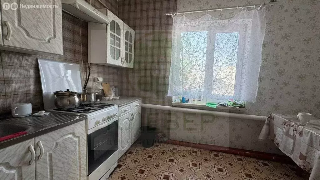 Дом в село Ахметово, Центральная улица, 66 (64.8 м) - Фото 2