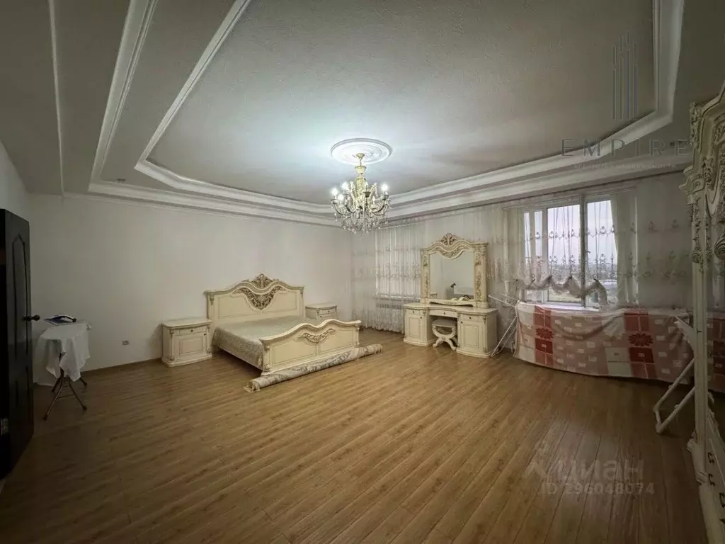 5-к кв. Чеченская республика, Грозный бул. Султана Дудаева, 30 (205.0 ... - Фото 0