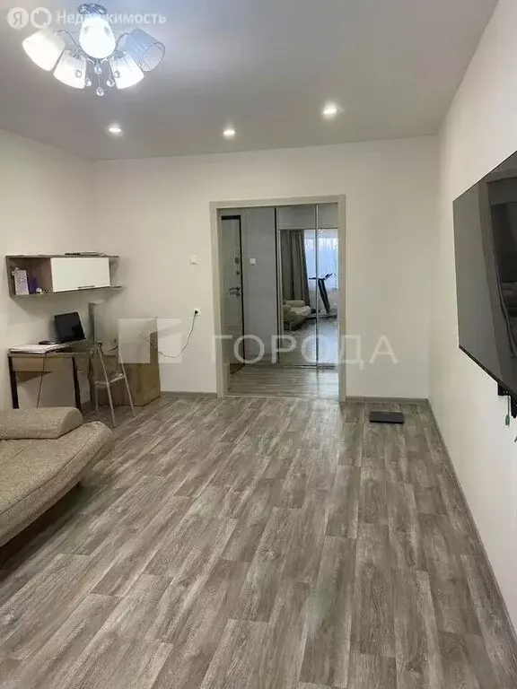 3-комнатная квартира: Новосибирск, улица Петухова, 156/1 (80.1 м) - Фото 1